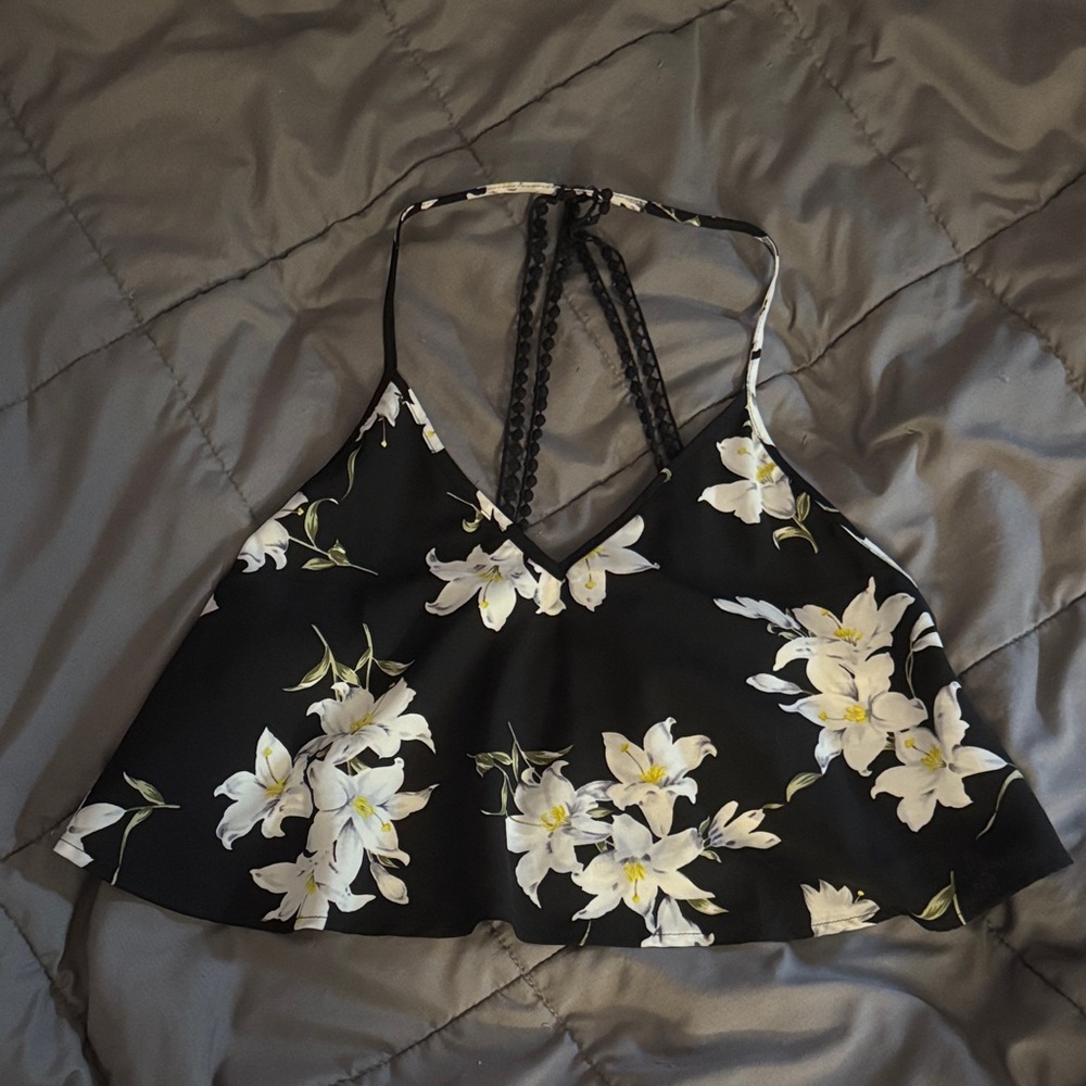 Floral Lily Black and White Crop Top
